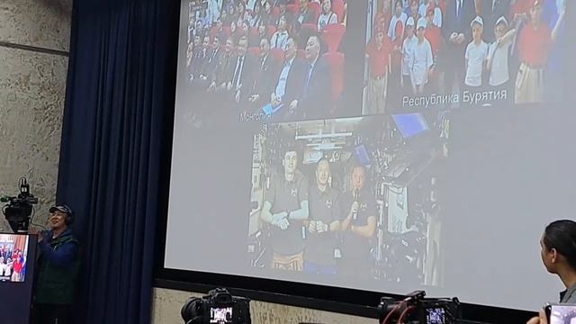 что было самым непривычным в космосе смотреть онлайн