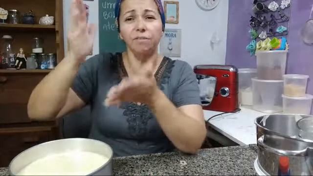 Como Fazer Várias Massas De Bolo Ao Mesmo Tempo смотреть онлайн