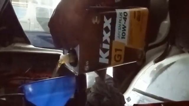 Kixx G1 API SN PLUS 10W40 4L dituang di mobil Jepang смотреть онлайн