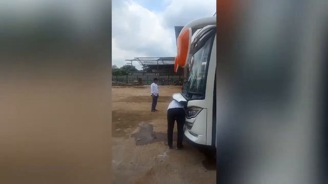 PT MITRA BUANA TRANS MEMPERSEMBAHKAN BUS TERBARU AC 31-33 SEAT смотреть онлайн