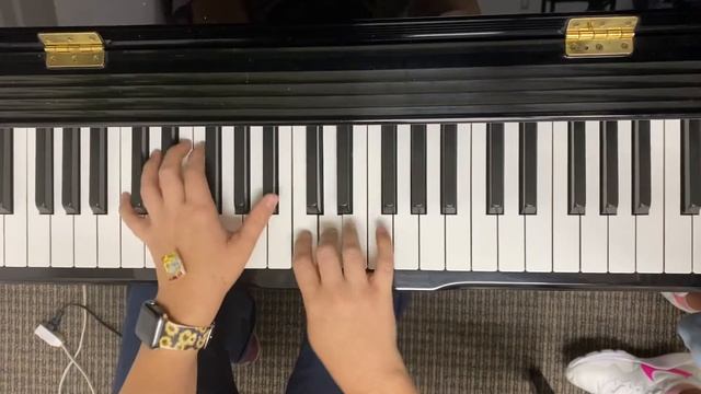 Violeta by Dennis Alexander смотреть онлайн