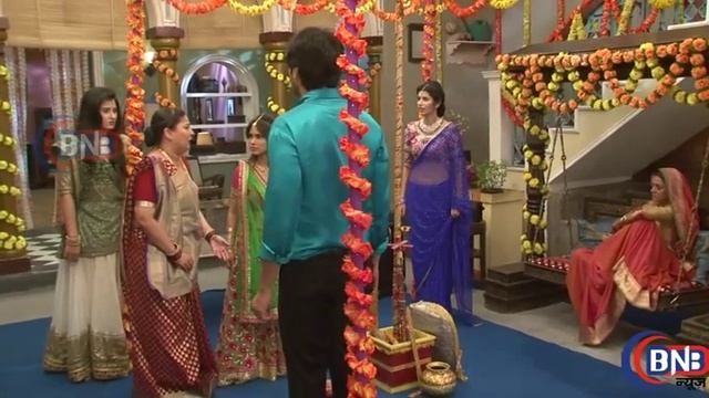 SERIAL MERE ANGANE ME AMIT AND NANDU FIGHT SEQUENCE सीरियल मेरे अँगने में अमित और नंदू में हुई फाइ смотреть онлайн