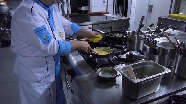 Royal Uzungöl Hotel Spa & Restaurant Mutfak смотреть онлайн