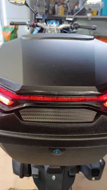 кофр со стопом и габаритами