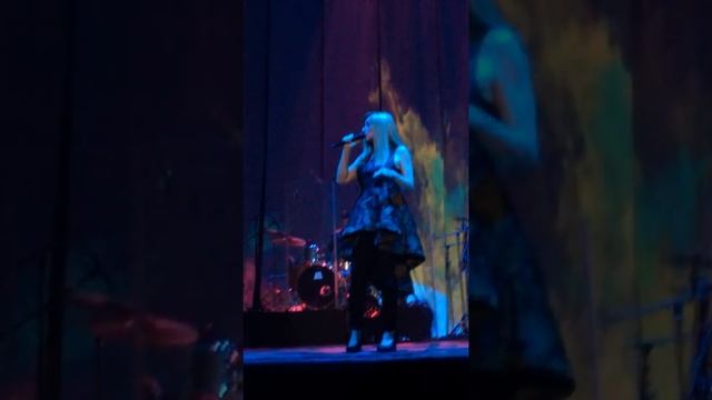 Lara Fabian camouflage world tour Chameleon live in Brussels 09-06-2018 смотреть онлайн
