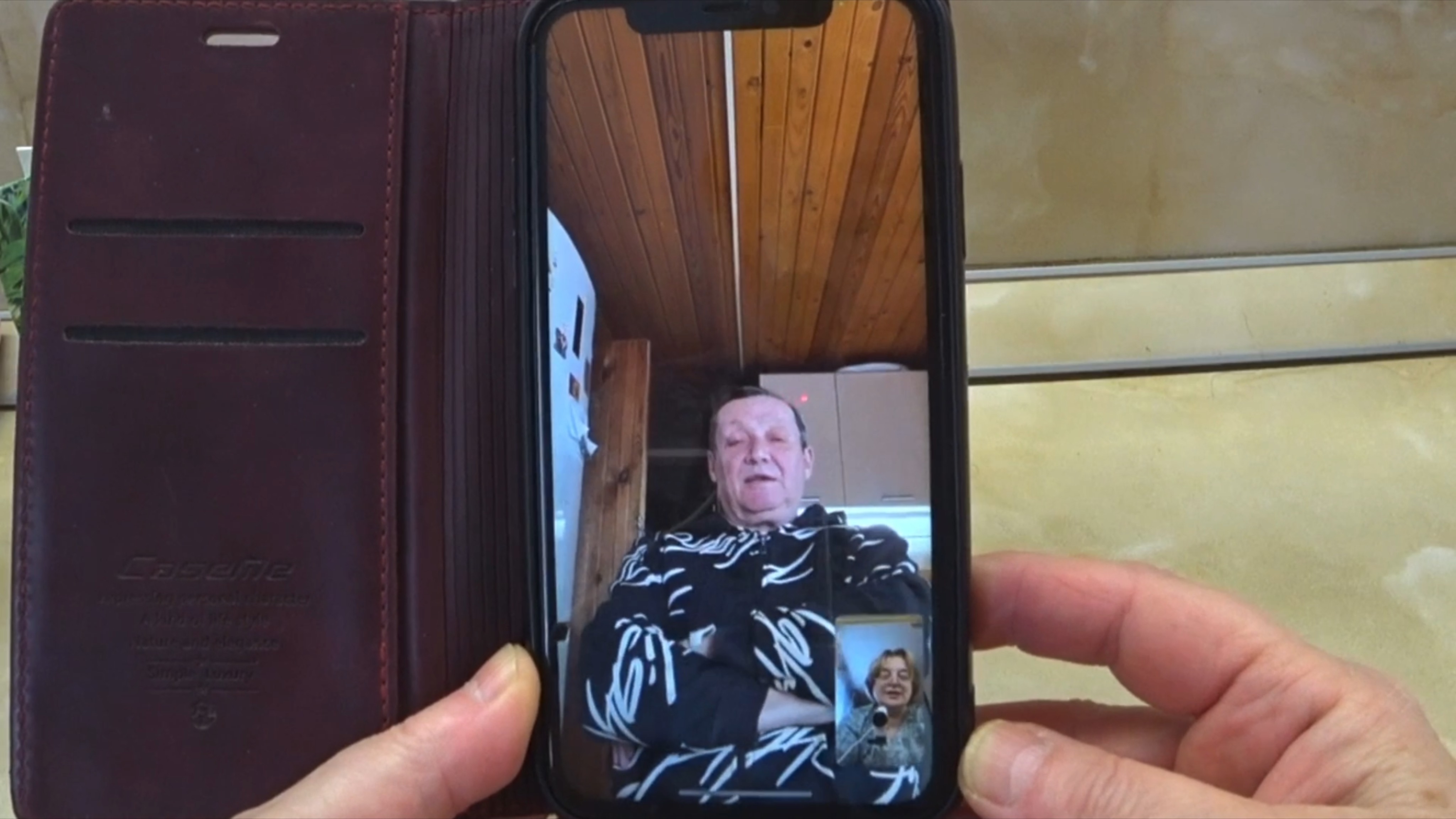 Наш шутник замёрз и от холода объелся ( что бы согреться). смотреть онлайн