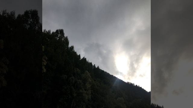 Les Cimes смотреть онлайн