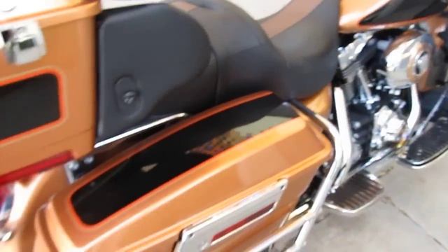 1005th Anniversary Harley Ultra Classic, Chrome Forks, Rhinehart Exhaust