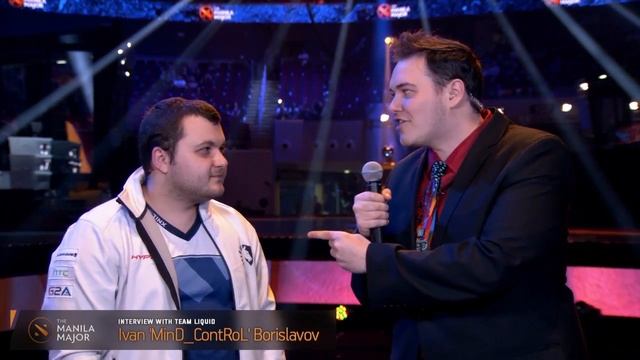 I eat Snickers before a game MinD ContRoL смотреть онлайн