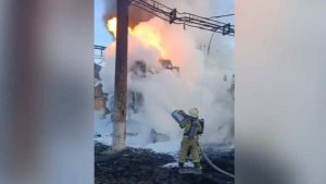 Мощный пожар произошел на электроподстанции в Оренбурге