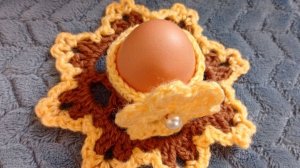 Вяжем подставку под пасхальное яйцо