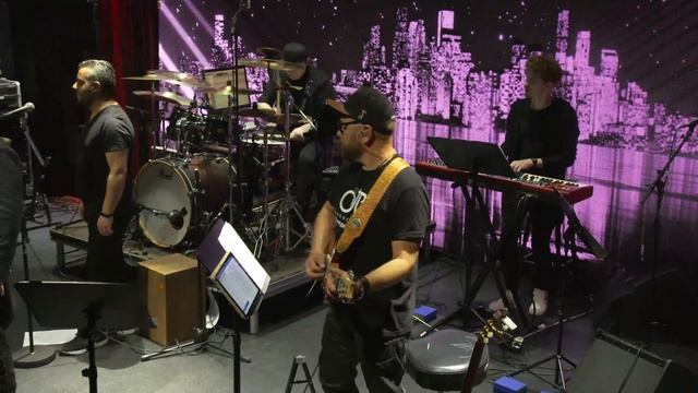 Олександр Порядинський ft. TENK - Хто ми і звідки... смотреть онлайн