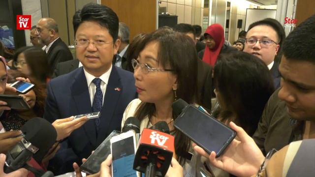 Malaysia, China sign US$891 million of palm oil purchase deals смотреть онлайн