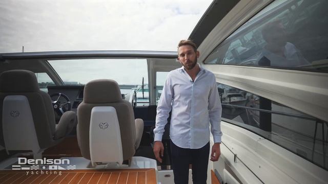 Italian Flair: 56 Cranchi Yacht [DOMINUS] смотреть онлайн