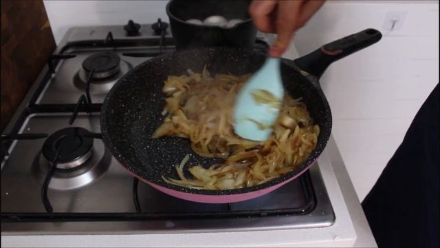 Паштет из куриной печенки, просто и вкусно! Обязательно попробуй и ты не пожалеешь! смотреть онлайн