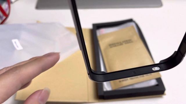 Apple iPhone 12/13 Pro Max Bumper Case смотреть онлайн
