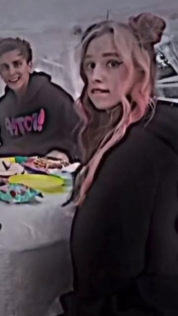 Риви шалит 🥵НЕ ПОТЕМЕ АККА !!!! смотреть онлайн