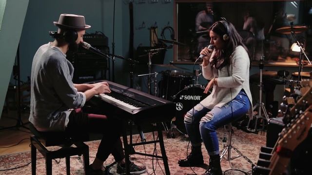 Mark Forster - Kogong (Cover by Filiz Arslan and Amin Afify) смотреть онлайн