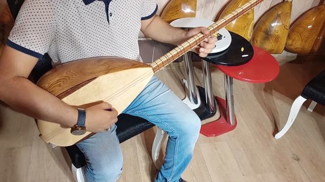 BİLADERLER MÜZİK EVİ 43 TEKNE OYMA KESTANE 2500 LİRA SAZ BAĞLAMA UZUN SAP FUL İŞÇİLİK 05393013799 смотреть онлайн