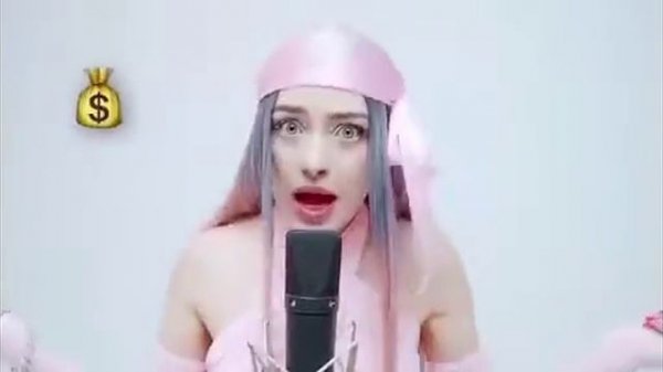 мейби бейби уделала истасамку