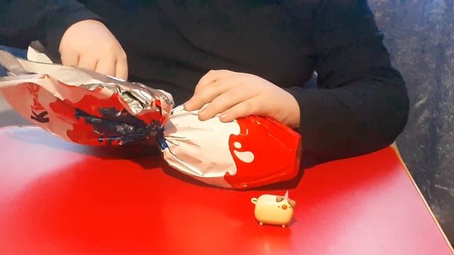 Распаковка сюрпризов из детского мира. смотреть онлайн