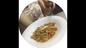 ЕСТ ЧЕРВЕЙ И ЛАЕТ НА ЛЮДЕЙ - КСАННИ БАННИ | КЛОУНАДА #2