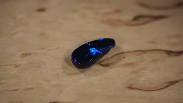 Черный австралийский опал