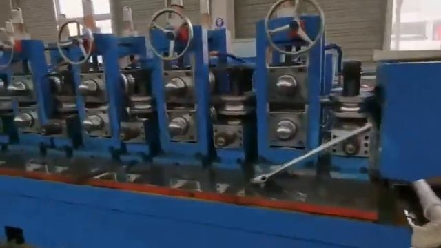 Высокочастотная сварочная линия для производства труб JB76 смотреть онлайн