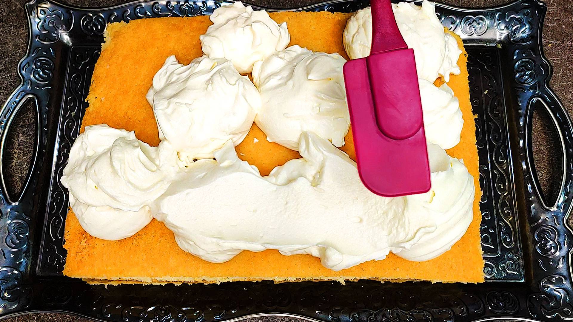 Все АХНУЛИ какая ВКУСНЯТИНА! ЗНАМЕНИТЫЙ пирог "ЯБЛОЧНЫЕ ОБЛАКА", который ТАЕТ ВО РТУ! смотреть онлайн