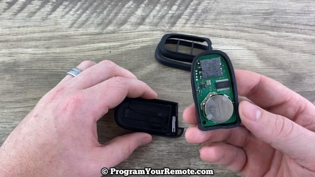 How To Change A Dodge Ram Remote Fob Smart Key Battery 2013 - 2018 DIY Remove Replace Tutorial смотреть онлайн