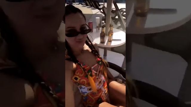 Бузова зажигает в Турции 1.05.18 инста сторис смотреть онлайн