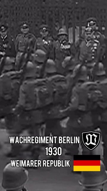 Vorbeimarsch der Ehrenformation im Vergleich 1930/2010 Militärgeschichte #bundeswehr #wachbataillon смотреть онлайн
