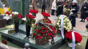 МАРИНА ЗУДИНА ВЛАДИМИР МАШКОВ В ДЕНЬ ПАМЯТИ НА МОГИЛЕ ОЛЕГА ТАБАКОВА | НОВОДЕВИЧЬЕ 12 МАРТА 2025