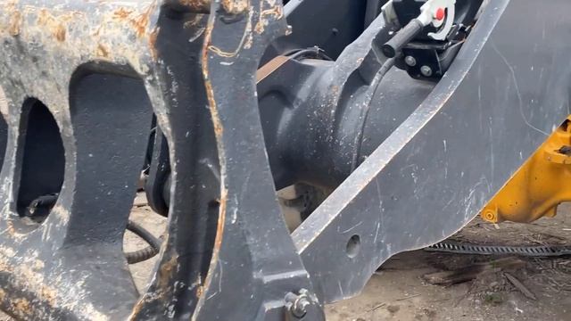 VOLVO L120F смотреть онлайн