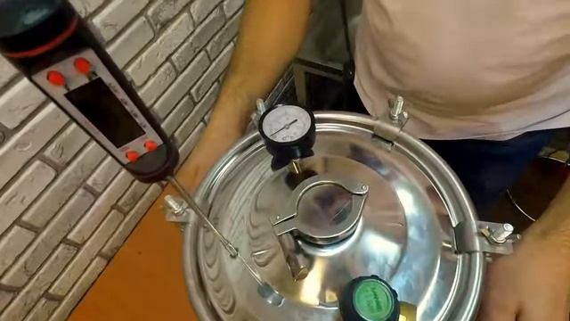 Приготовление тушеной говядины на автоклаве Добрый ЖАР