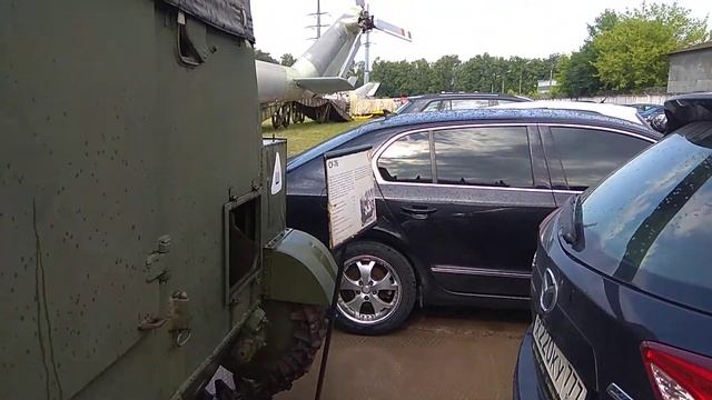 Ferrari или танк ? смотреть онлайн
