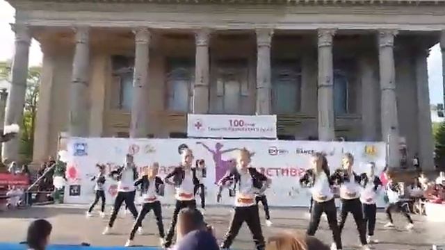 Танці Хіп Хоп смотреть онлайн