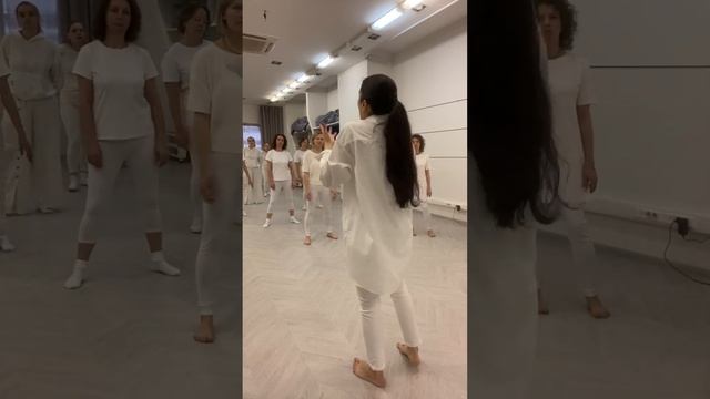 ❤️ Чувства, тело, проводимость и связь через танец