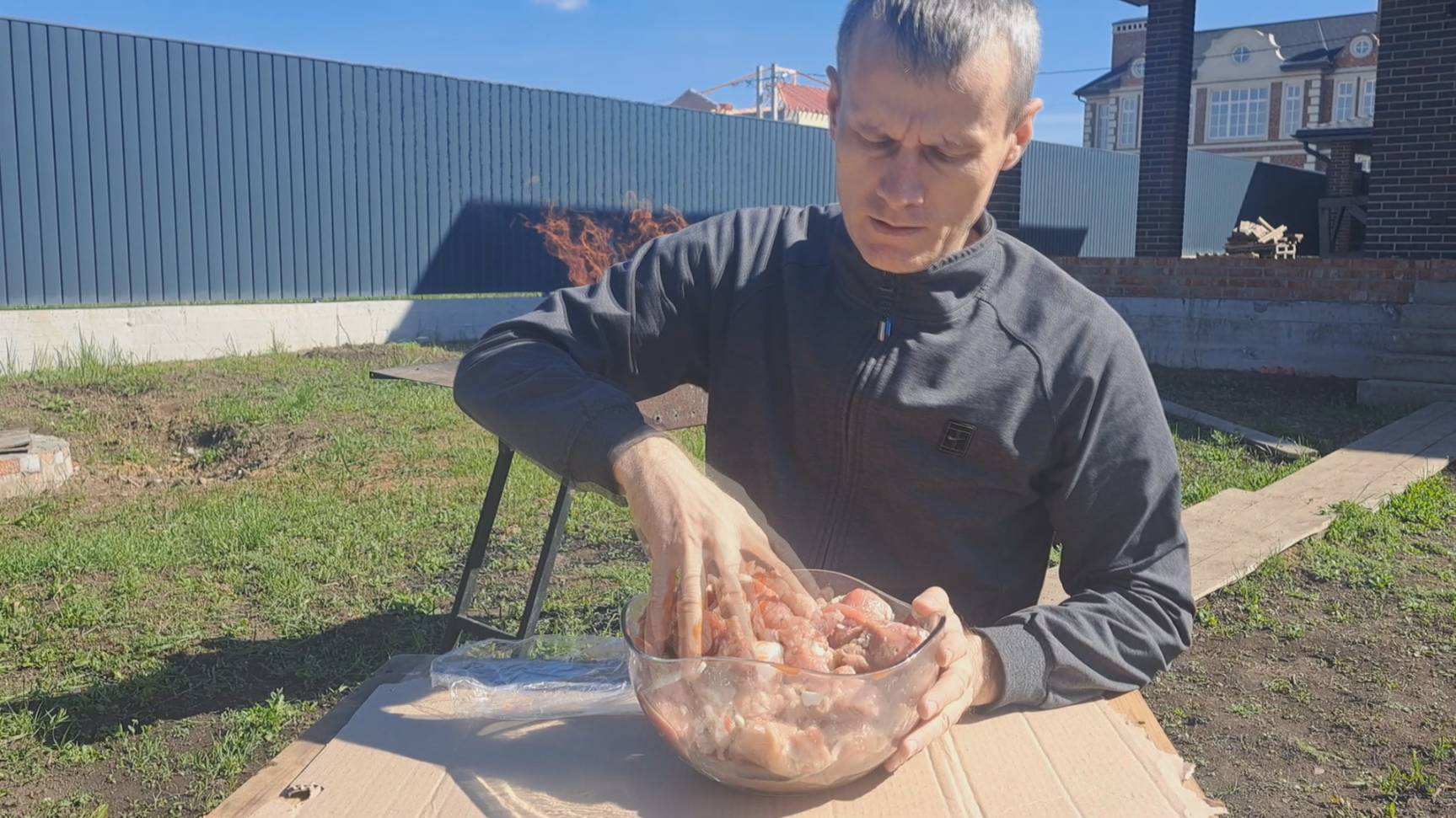 Один из лучших рецептов идеального шашлыка на пасху. Получается у всех и каждого смотреть онлайн