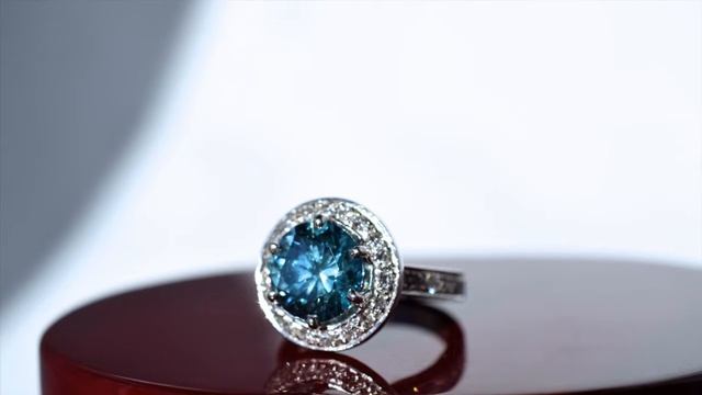 4 Carat Blue Diamond In Platinum