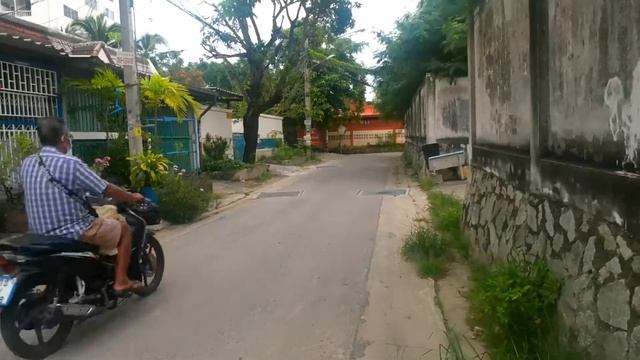 Walk Soi Chaloem Phrakiat 19, Third Road Soi Chaloem Phrakiat 14, Sukhumvit, Pattaya 46 October.21 смотреть онлайн