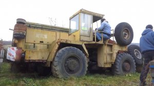 Мощь! Нашли трактор 1968 года! Заведется ли?!