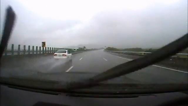 扯!!!FX35???(注意1分鐘左右) смотреть онлайн