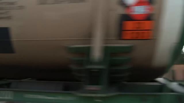 ВЛ60К-1431 с грузовым поездом смотреть онлайн