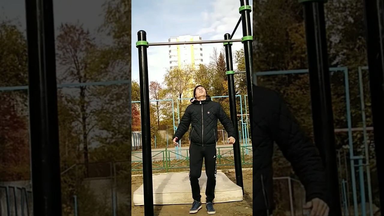 2 one arm pull ups (1 right arm, 1 left arm) смотреть онлайн