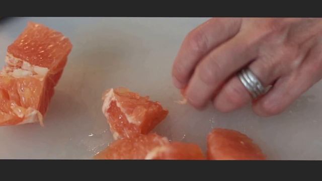 Grapefruit Feta Salmon Salad: Healthy meal plans by MEAL5.com смотреть онлайн
