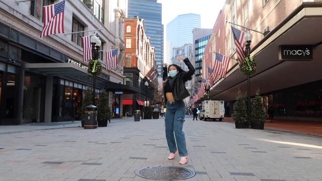 LiLi FILM #4 Lisa dance cover смотреть онлайн