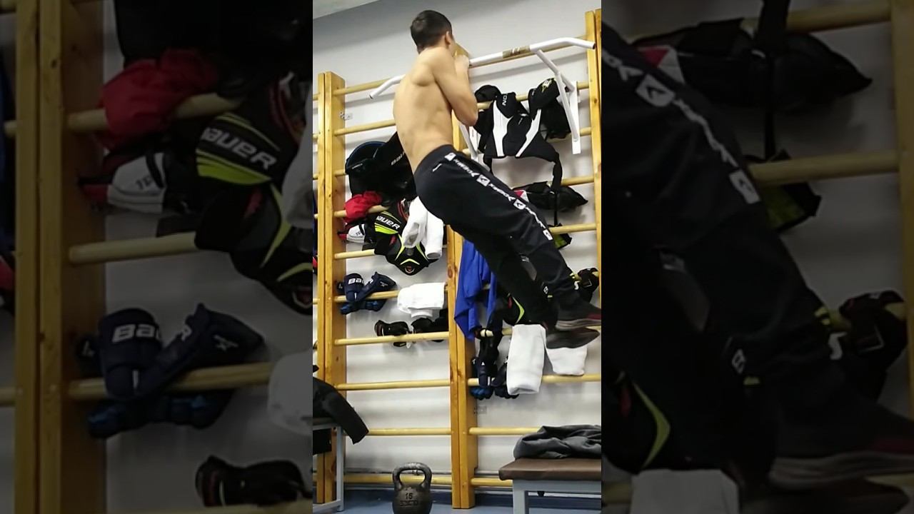 3 one arm pull ups (2 right arm, 1 left arm) смотреть онлайн