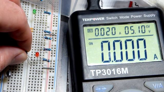KSP13 NPN Darlington Pair Transistor Compared 2N3904 NPN BJT From Semiconductor Kit
