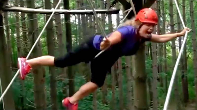 Попробуйте не засмеяться! Новое вирусное комедийное видео😂🎯 Самые смешные моменты🤣 смотреть онлайн